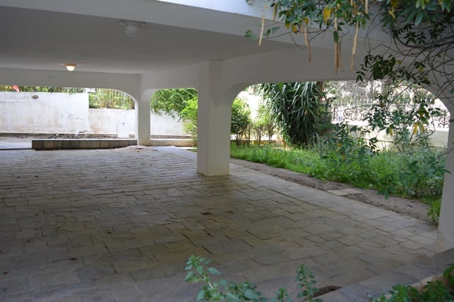 Anavyssos country villa
